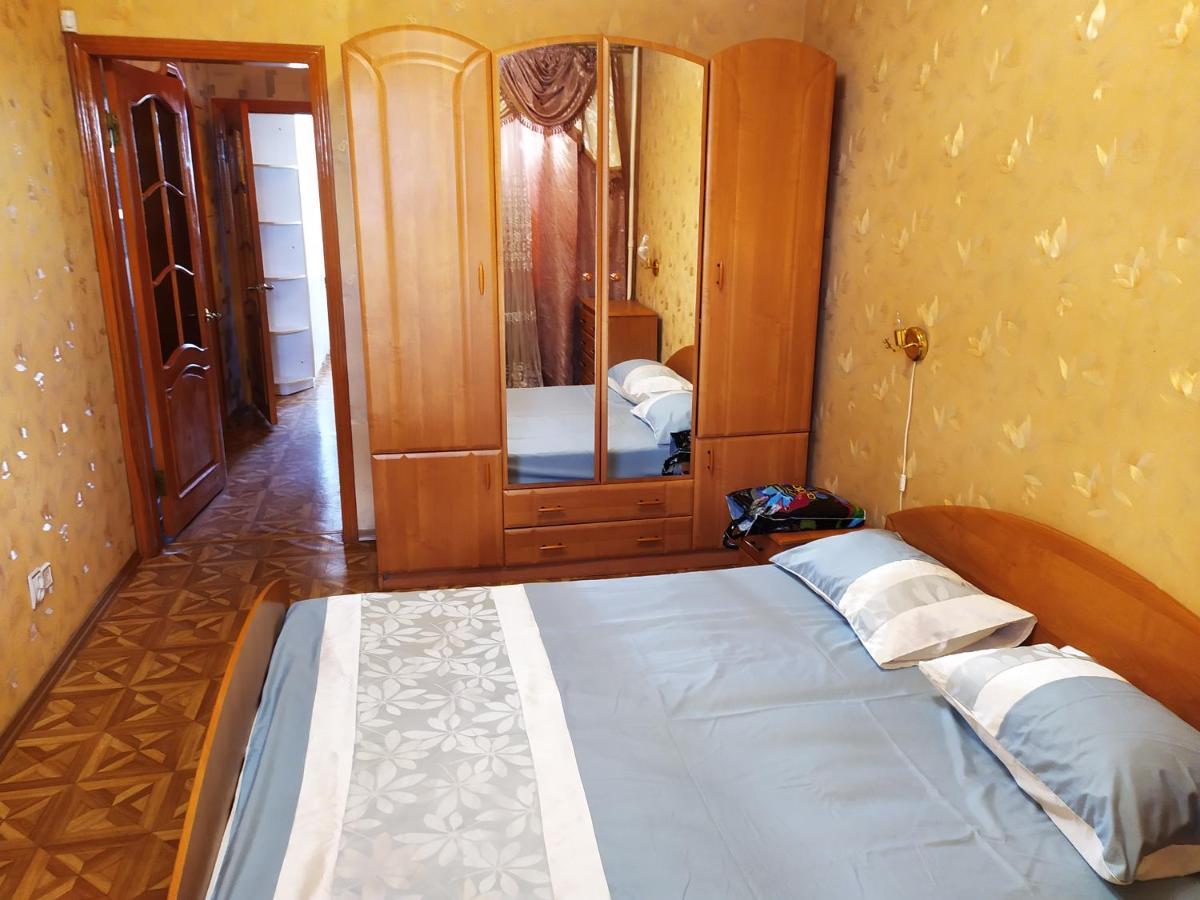 Ильинская 3К Посуточно Почасово Apartment Sumy Exterior photo
