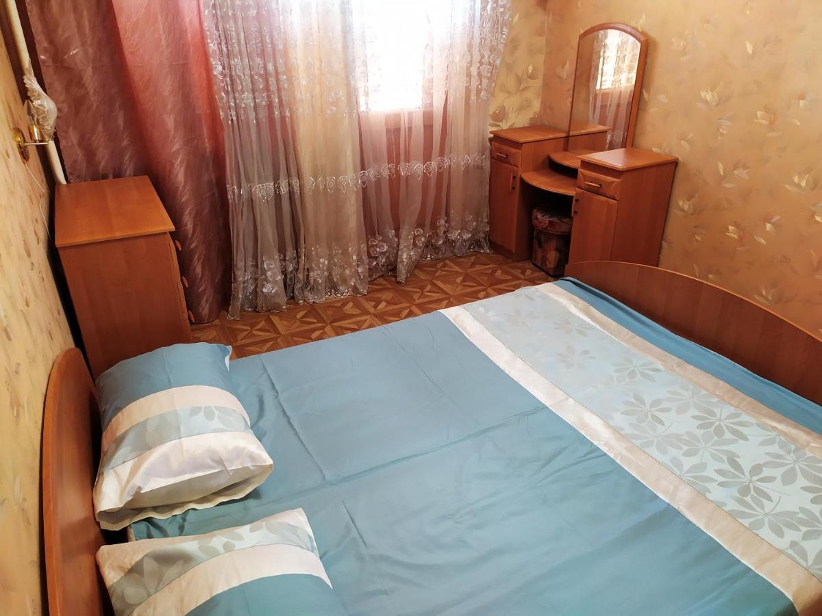 Ильинская 3К Посуточно Почасово Apartment Sumy Exterior photo