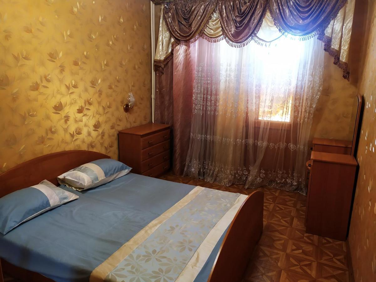 Ильинская 3К Посуточно Почасово Apartment Sumy Exterior photo